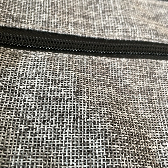 Gold Coast woven black rfid crossbody bag multiple pockets front - Picture 6 of 6